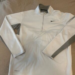 Nike Therma-Fit Light Gray Sweatshirt Sz XL